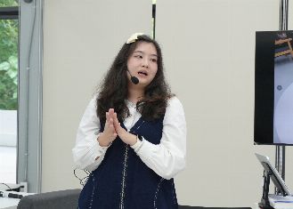 imageGallery