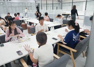 imageGallery