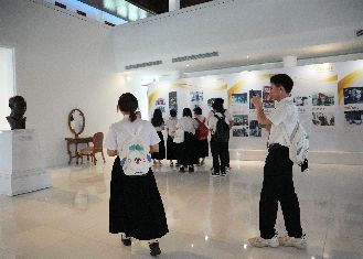 imageGallery