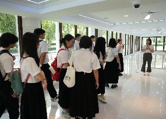 imageGallery