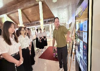 imageGallery