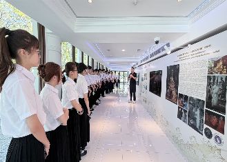 imageGallery