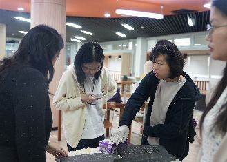 imageGallery