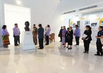 imageGallery