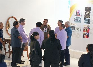 imageGallery