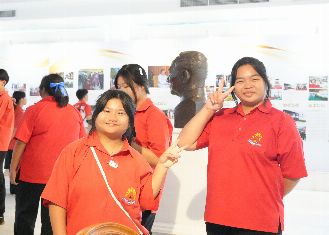 imageGallery
