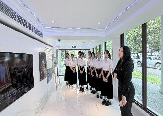 imageGallery